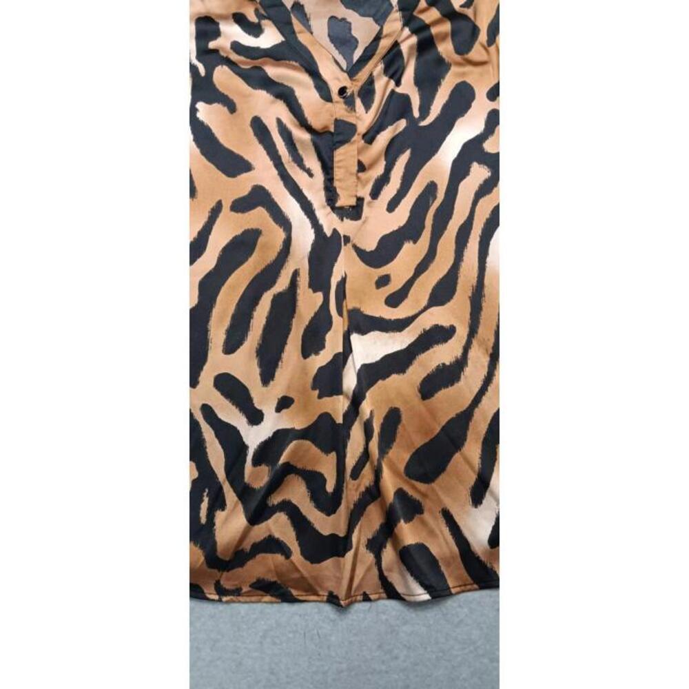 Cocomo 3/4 Sleeve Blouse Women's Size 3X Leopard Print Button Soft Lightweight - Picture 4 of 9